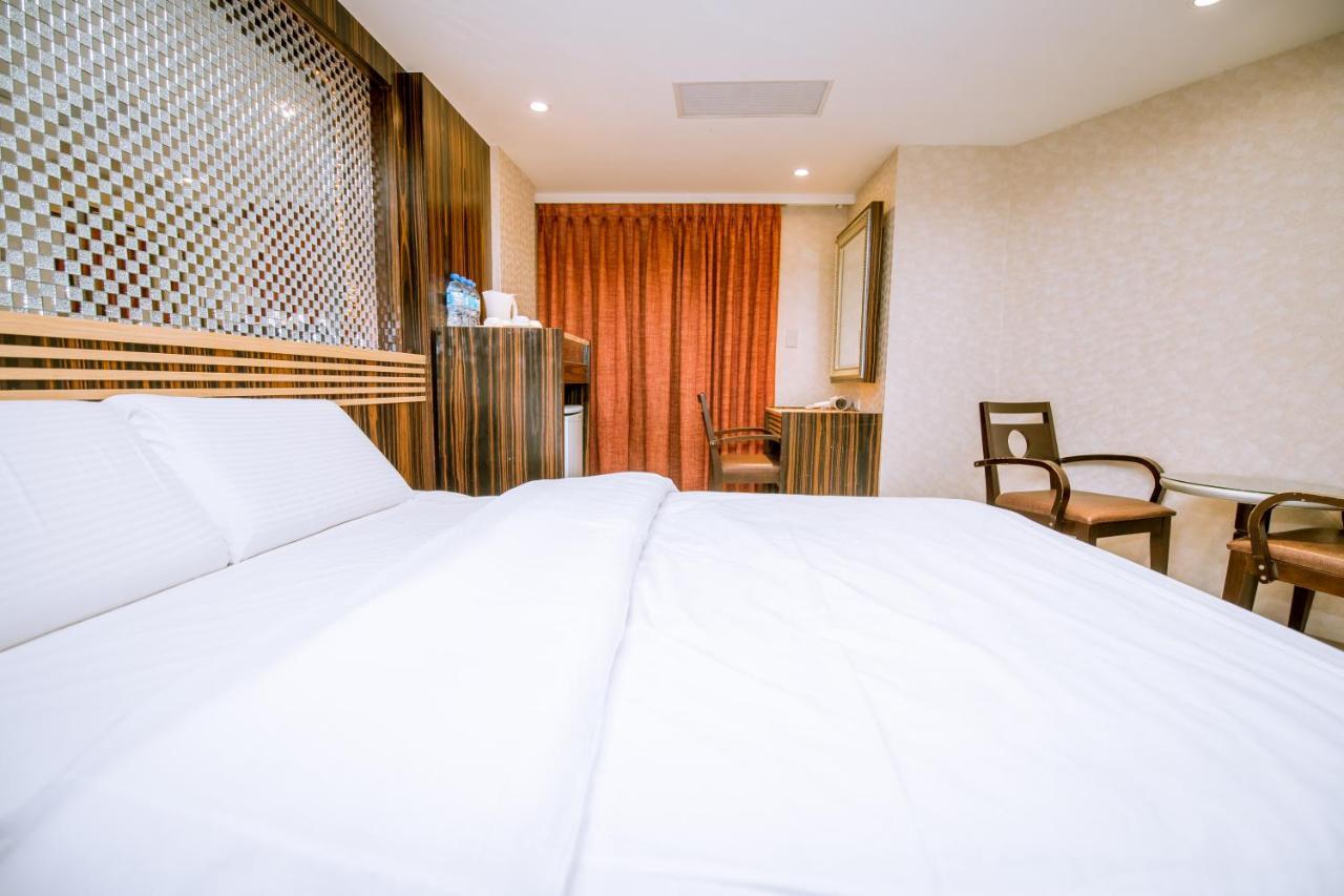 Guide Hotel Taipei Xinyi Exterior foto